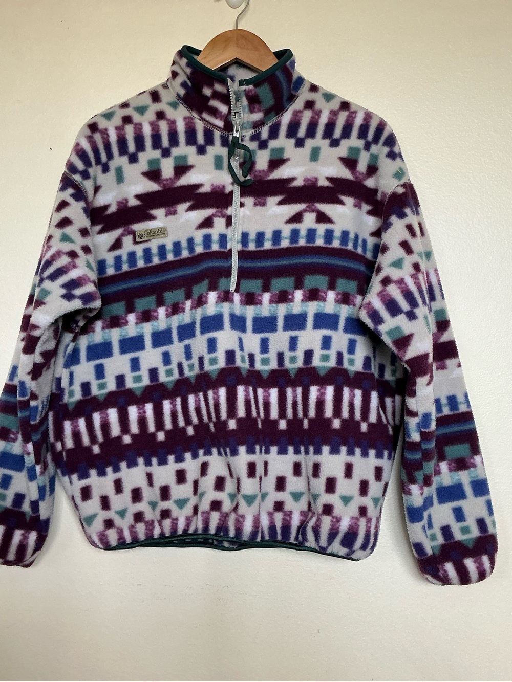 Columbia Aztec Vintage USA Outdoor Women's Multi-Color Geometric Fleece Pullover